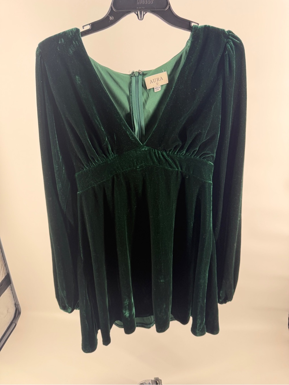 Velvet Green Dress Size Large from Red Dress Boutique - Picture 3 of 10